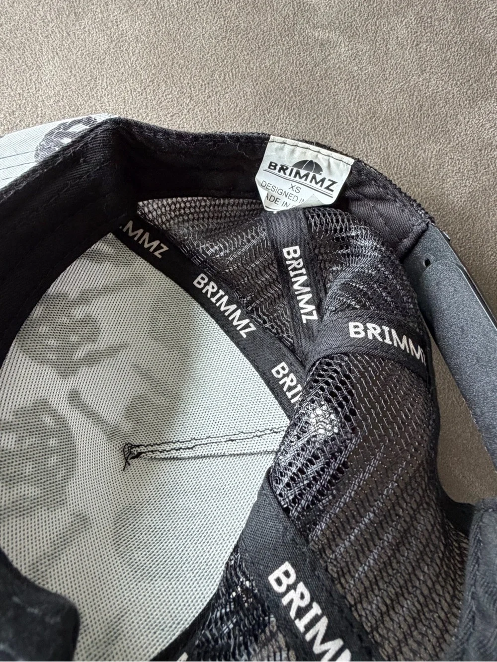 Brimmz Black & White Skeleton Logo Cap Hat Baby XS Halloween